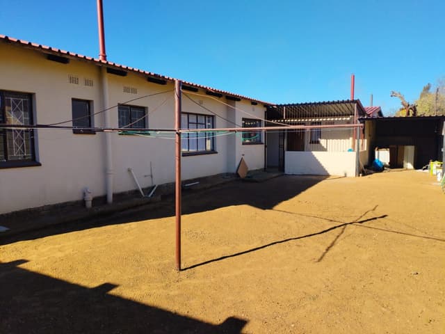 Listing photo