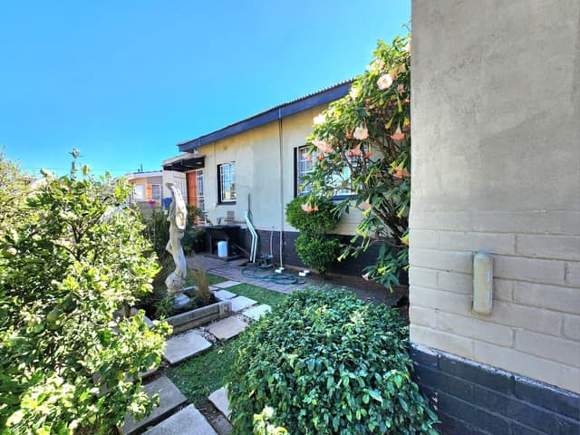Listing photo
