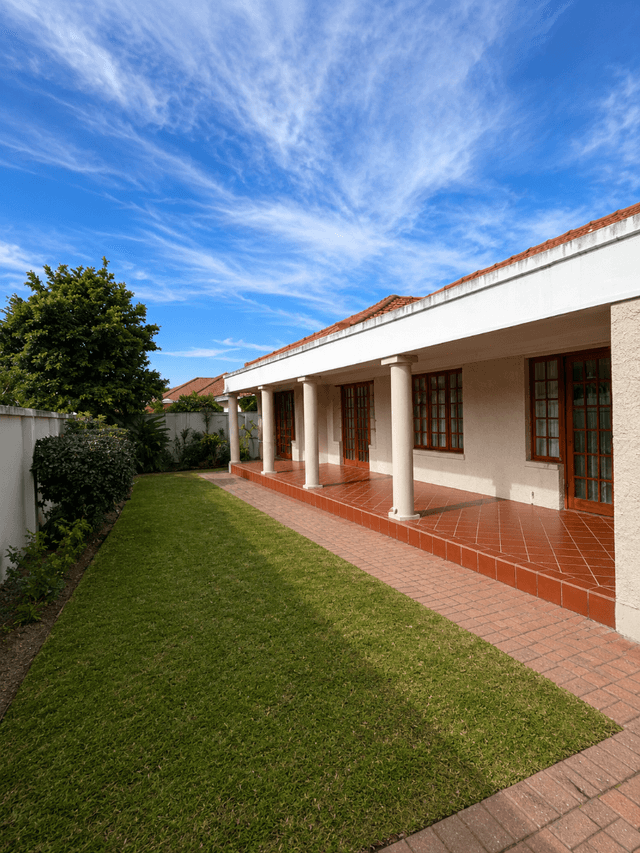 Listing photo