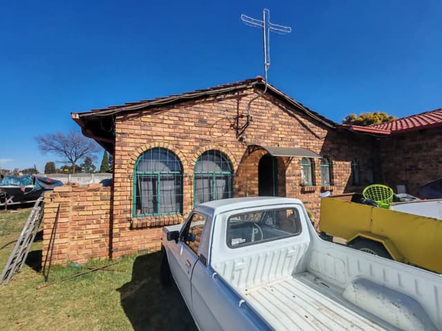 Listing photo