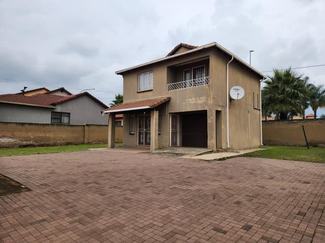 Listing photo