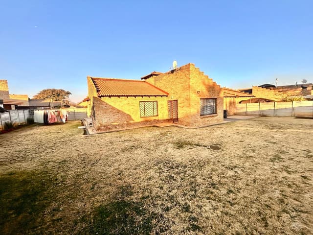 Listing photo