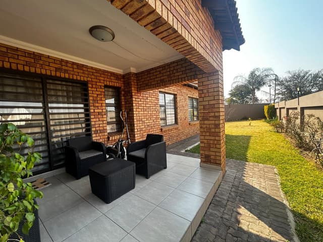 Listing photo