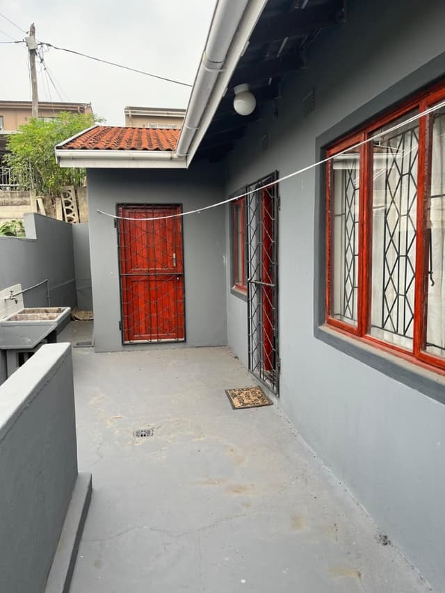 Listing photo