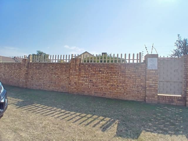 Listing photo