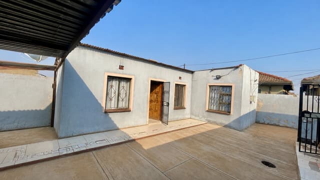 Listing photo