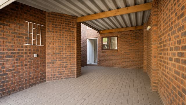 Listing photo