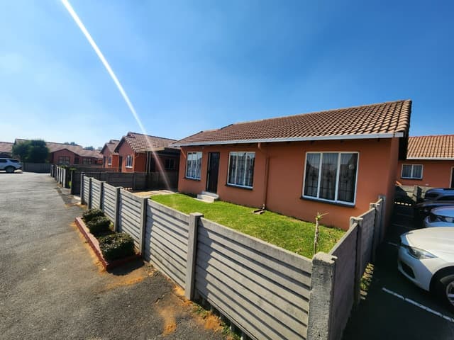 Listing photo