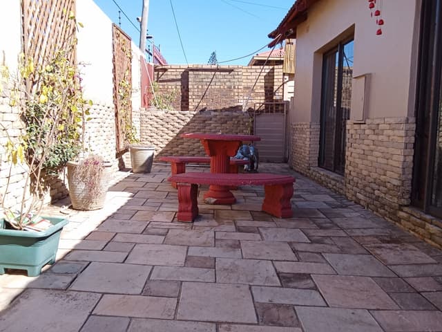 Listing photo
