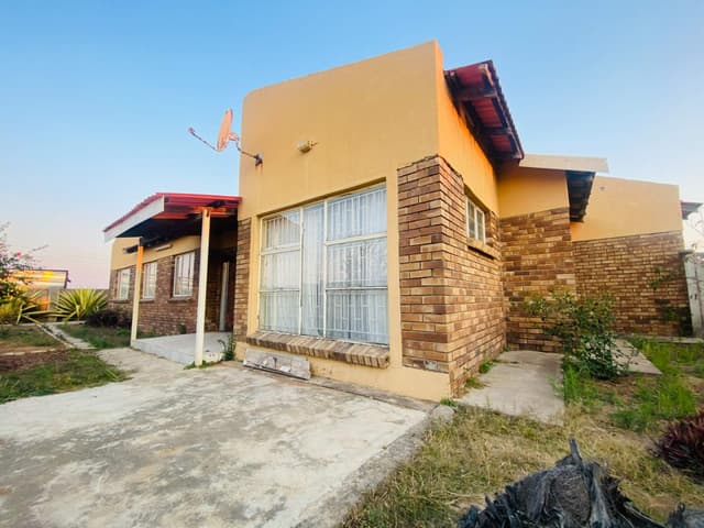 Listing photo