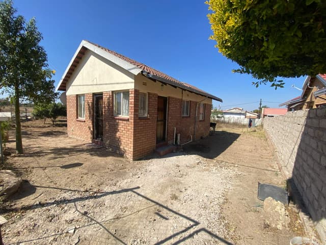Listing photo