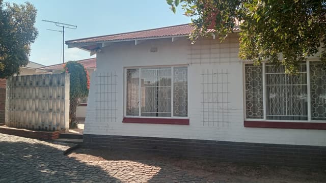 Listing photo