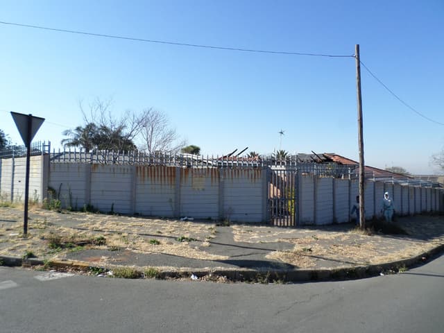 Listing photo
