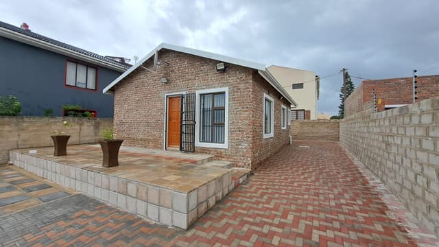 Listing photo
