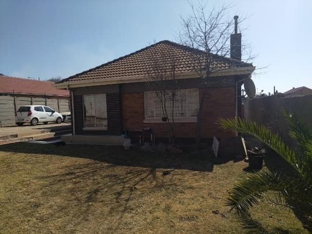 Listing photo