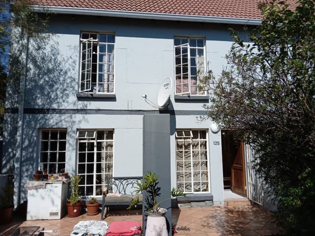 Listing photo