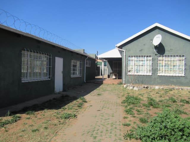 Listing photo