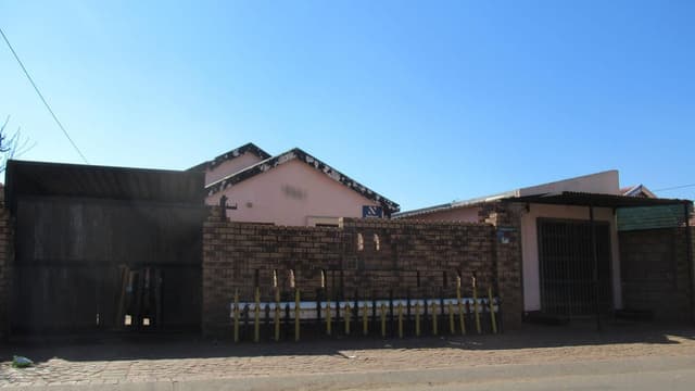 Listing photo