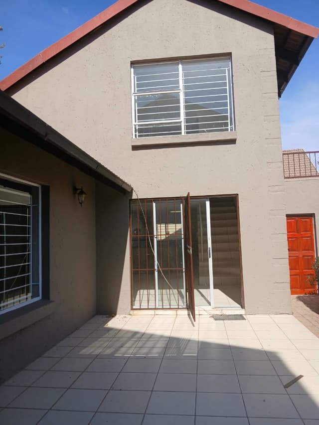 Listing photo