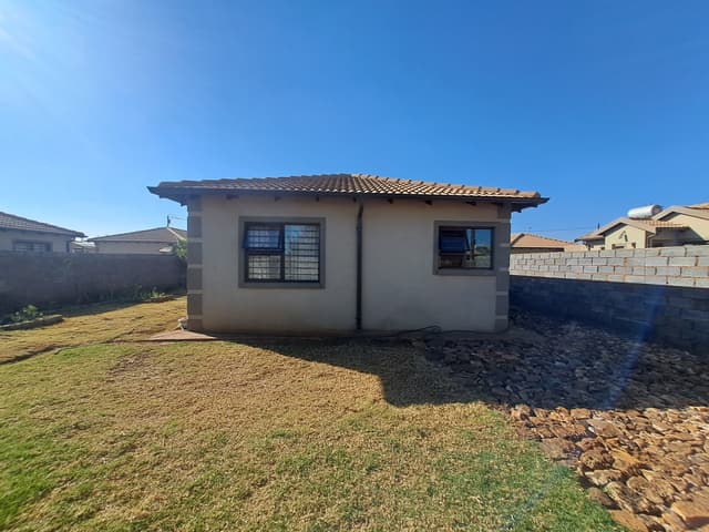 Listing photo