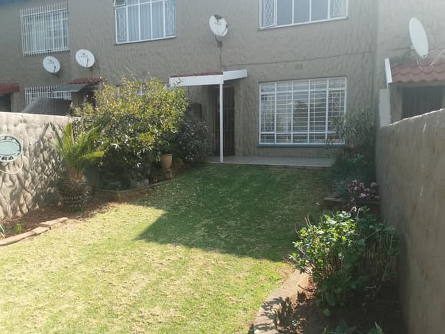 Listing photo