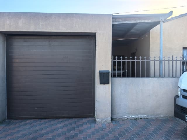 Listing photo