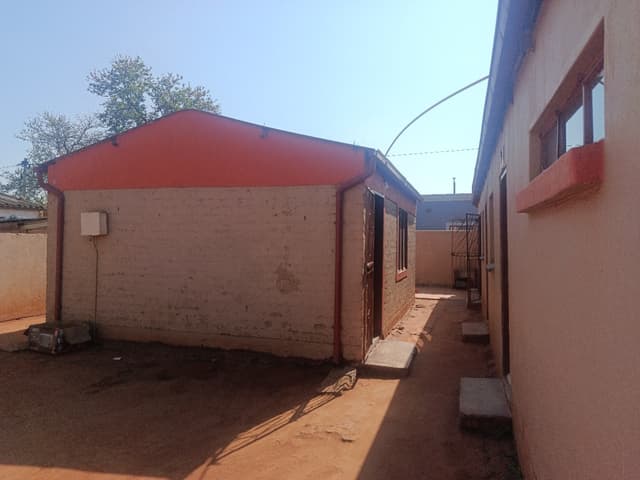 Listing photo