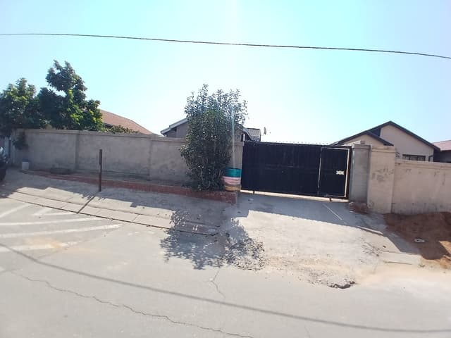 Listing photo