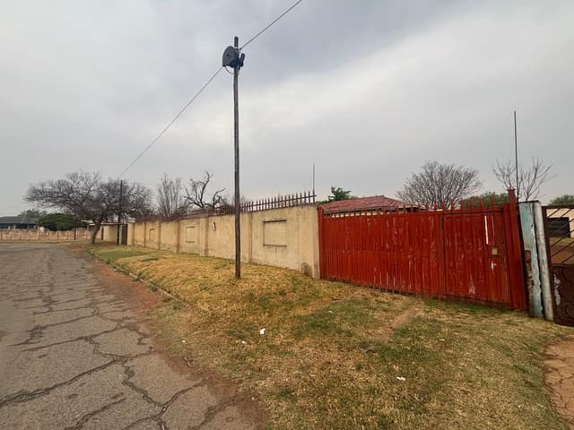 Listing photo