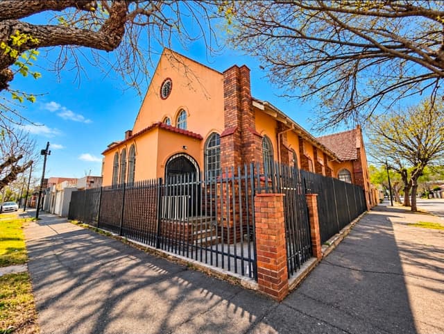 Listing photo