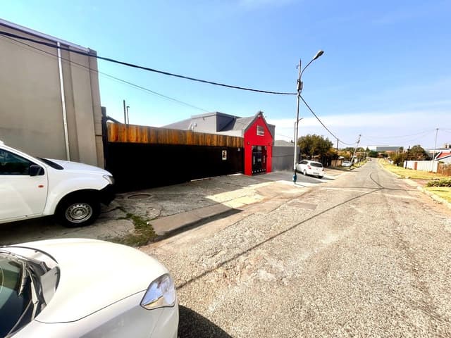 Listing photo