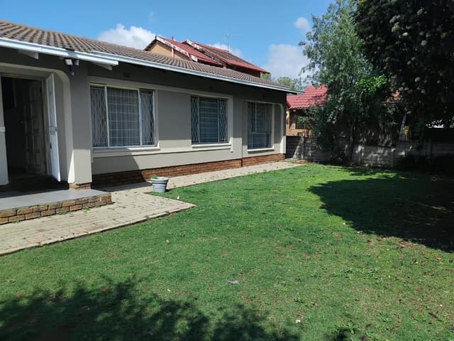 Listing photo