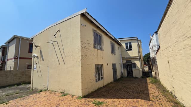 Listing photo