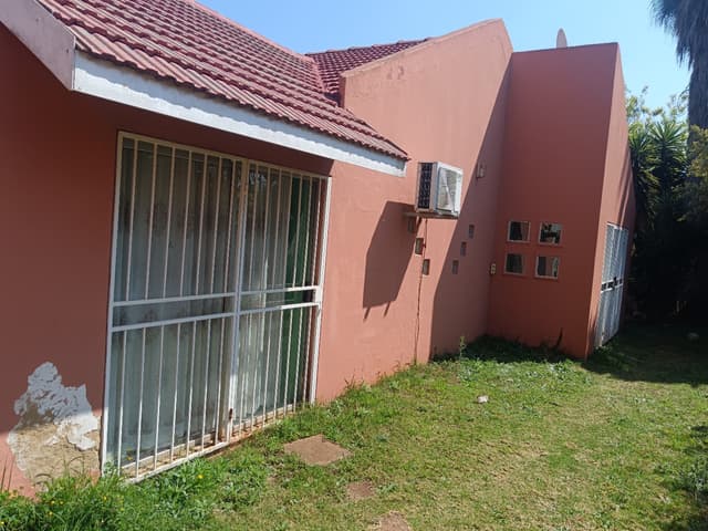 Listing photo