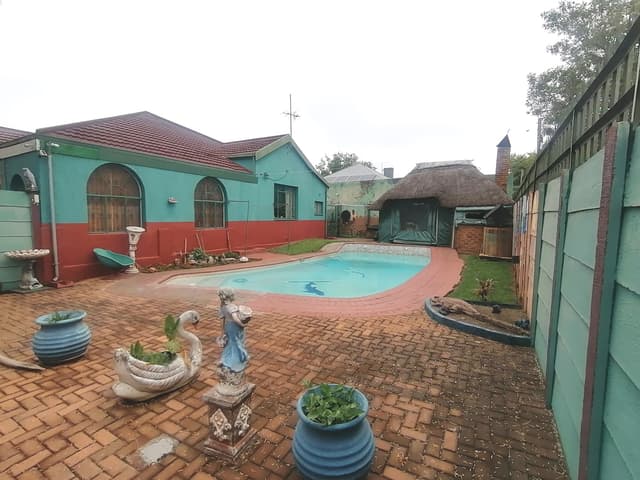Listing photo