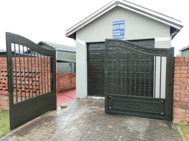 Listing photo