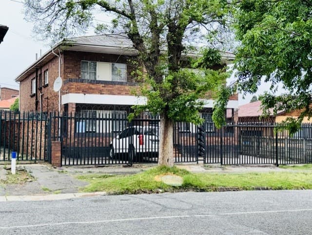 Listing photo