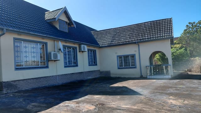 Listing photo