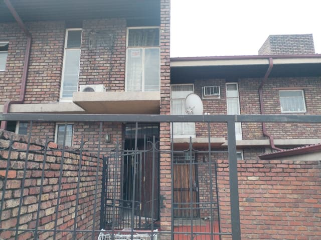Listing photo