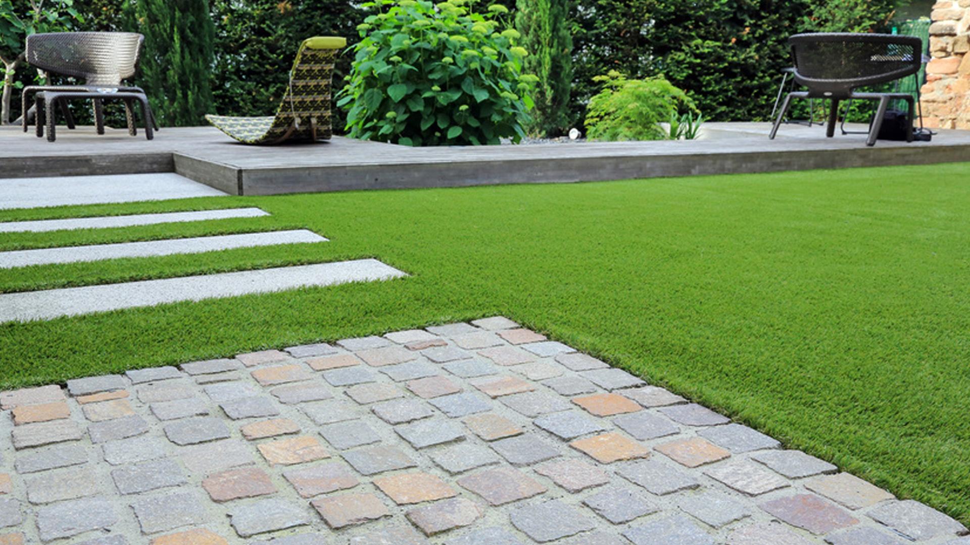 SHOULD I REPLACE MY GRASS WITH ASTROTURF?