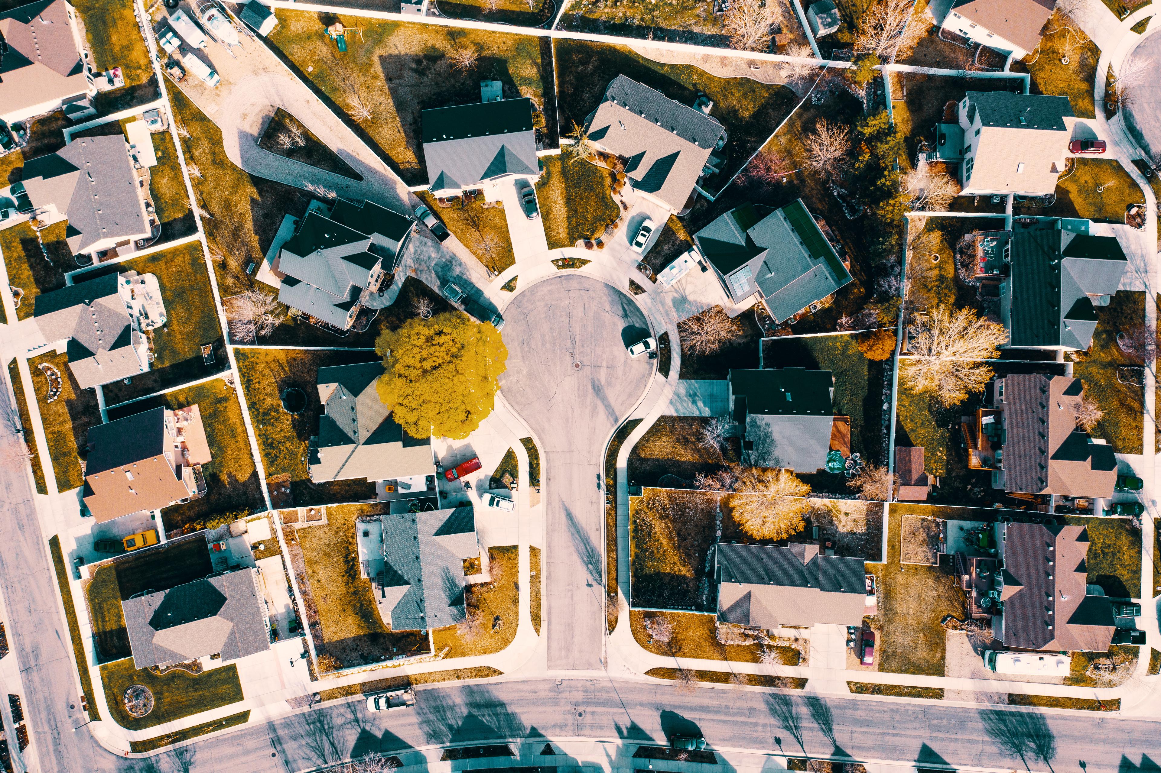 RE/MAX CLOSES RECORD-BREAKING SALES MONTH WITHIN LOCKDOWN