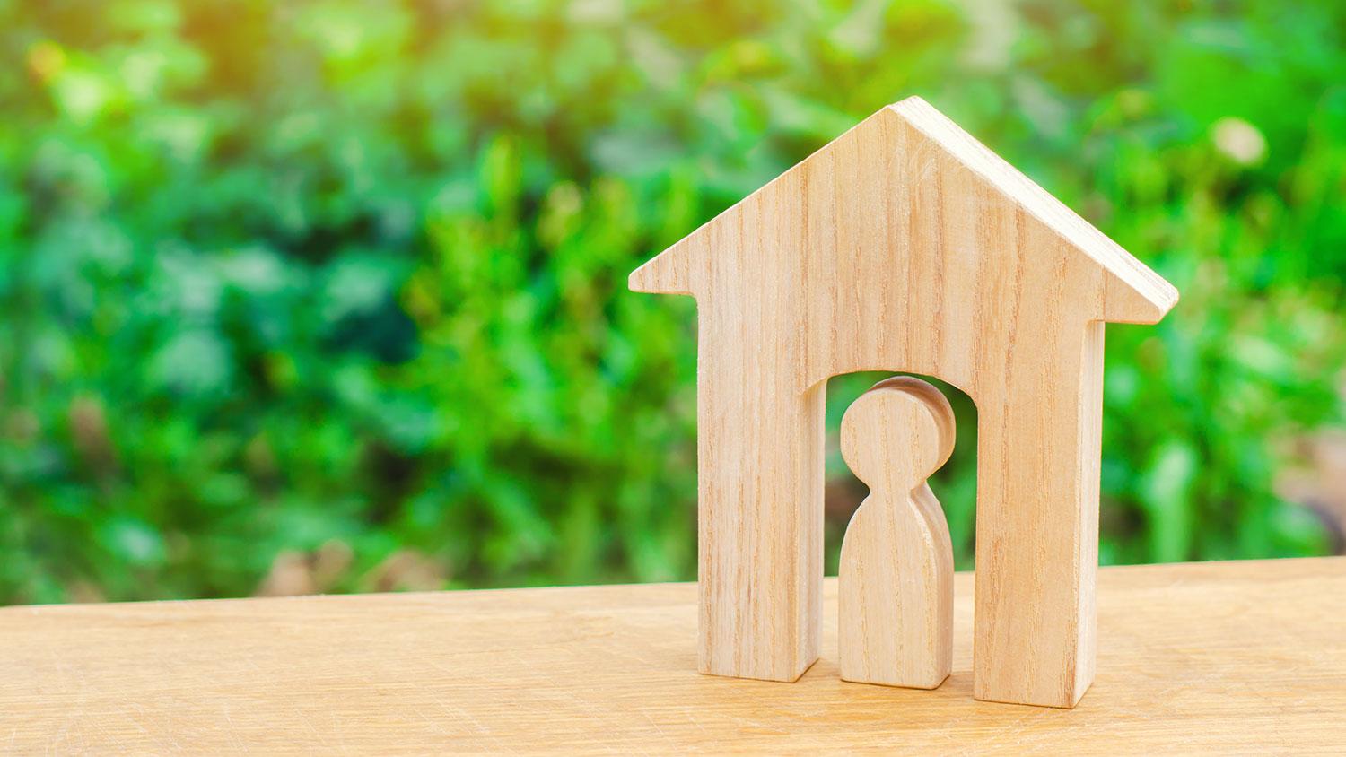 5 PRACTICAL TIPS FOR BUYING A HOME ON A SINGLE INCOME