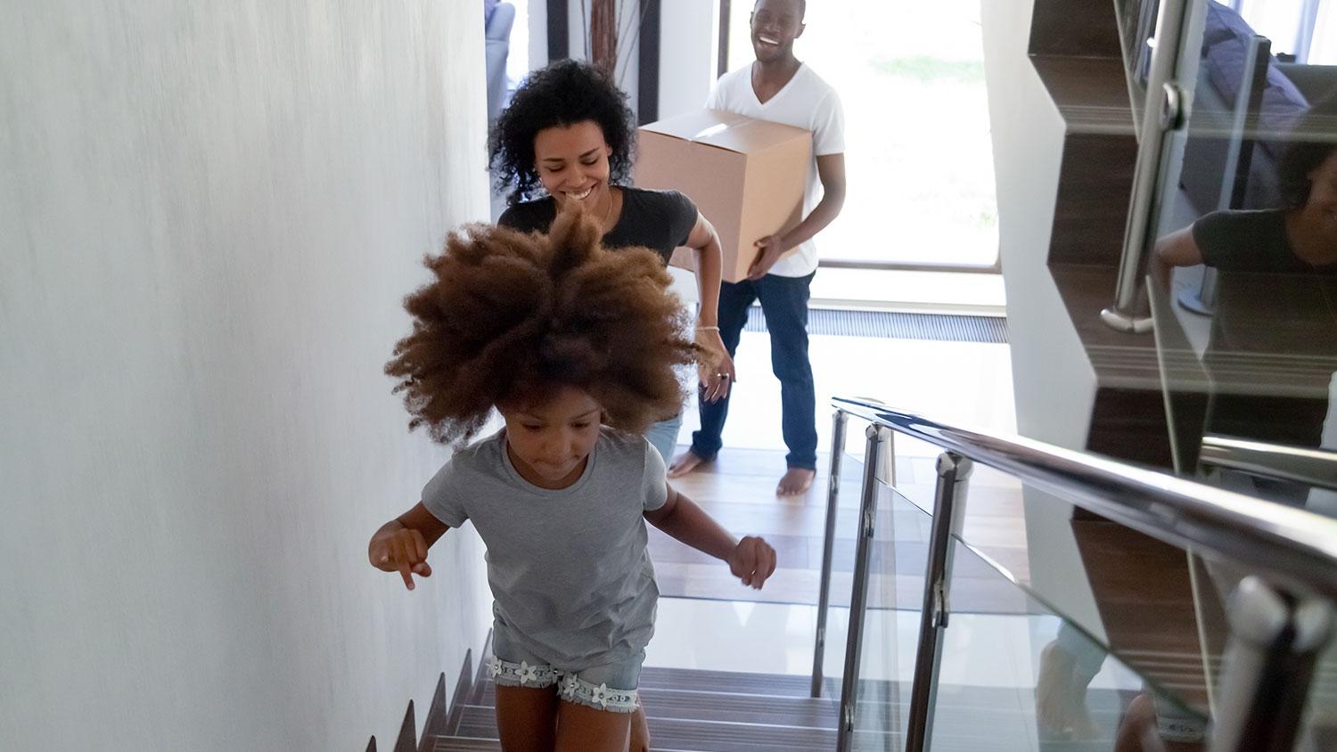 TIPS FOR AN EFFORTLESS MOVE INTO AN UPSTAIRS APARTMENT