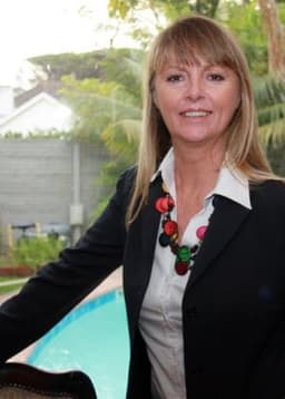 Veronica Hart