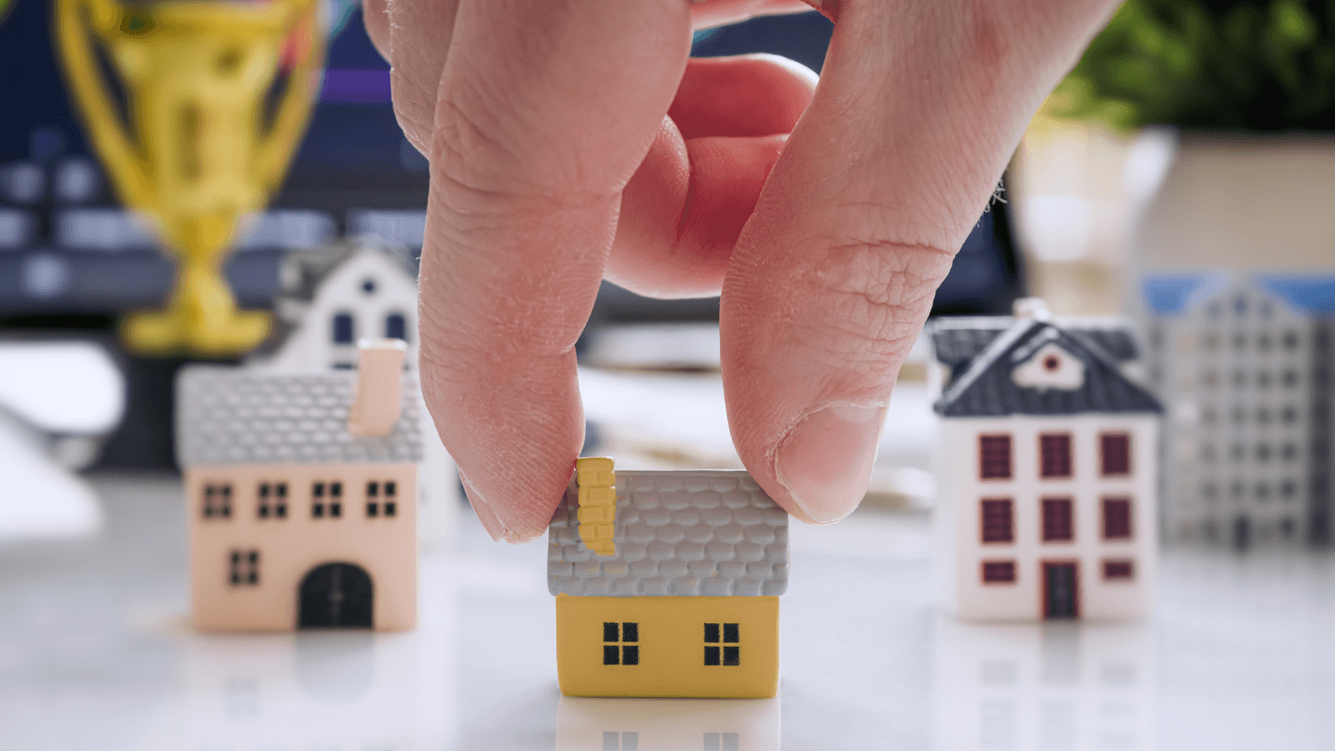 SECTIONAL TITLE OR FREEHOLD OWNERSHIP: WHICH SUITS YOU BEST?