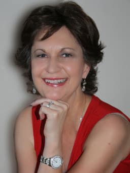 Elna Booyens
