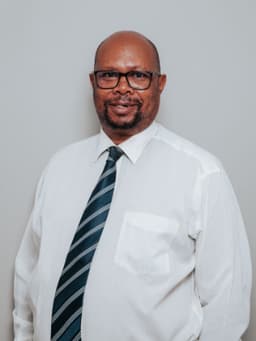 Luthando Mdingi