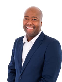 Wanda Mnqanqeni