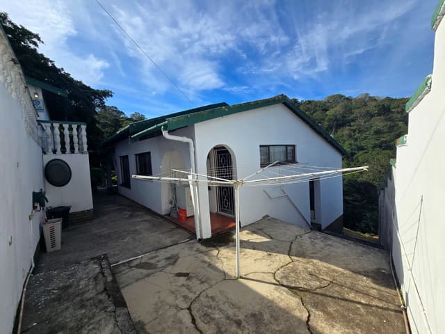 Listing photo