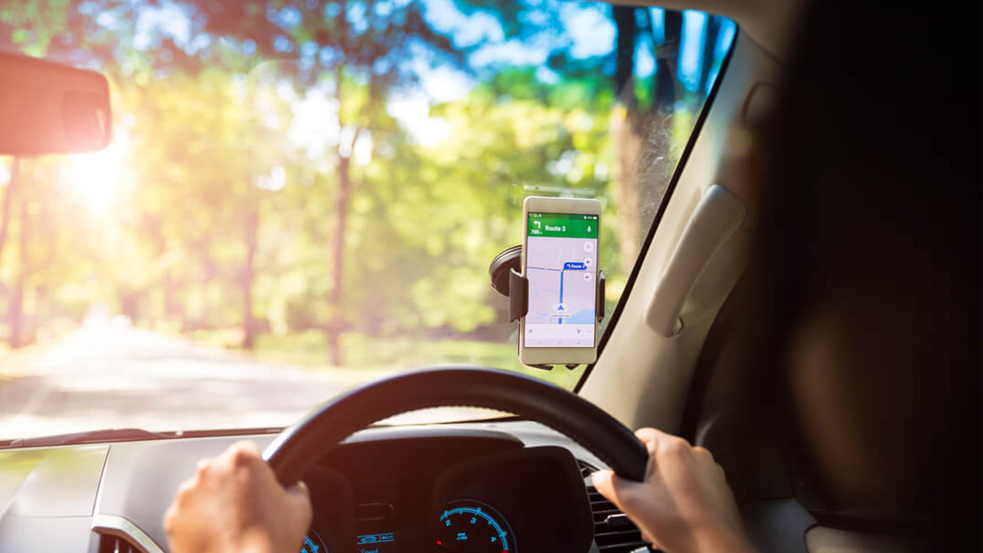 HOW TO ADJUST TO YOUR NEW NEIGHBOURHOOD